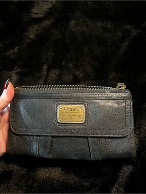 Fossil Black Leather Zip Card Wallet with Brass Accent